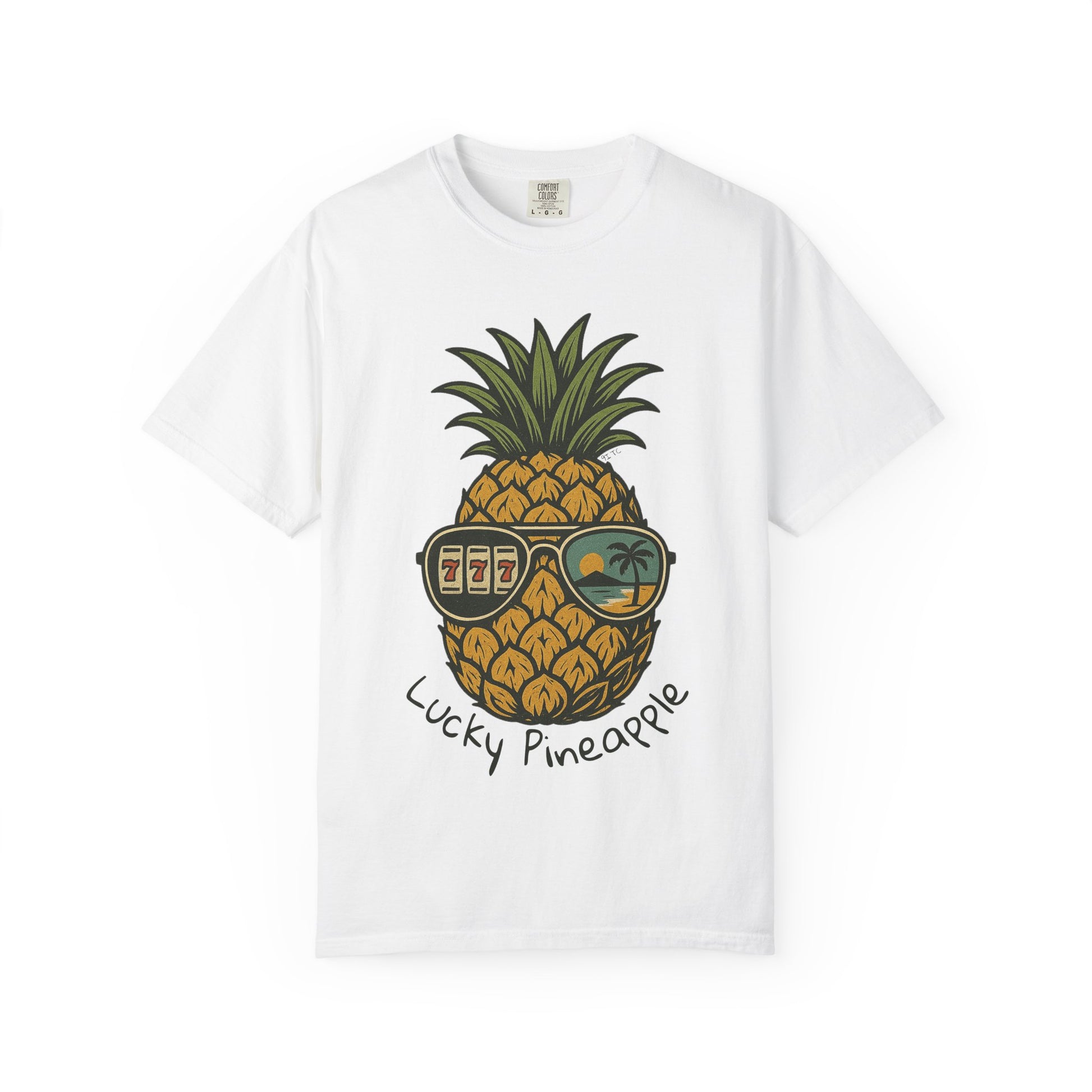 LUCKY PINEAPPLE Tee