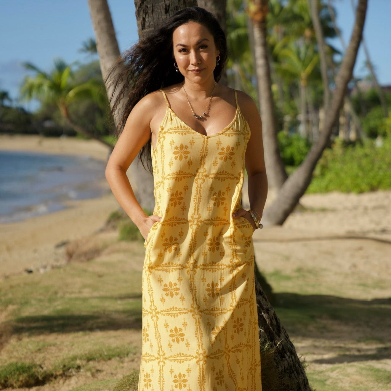 KILINOE Maxi Dress - Pua Kenikeni Glow
