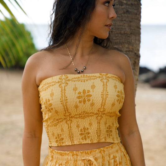 KIKI Smocked Top - Pua Kenikeni Glow
