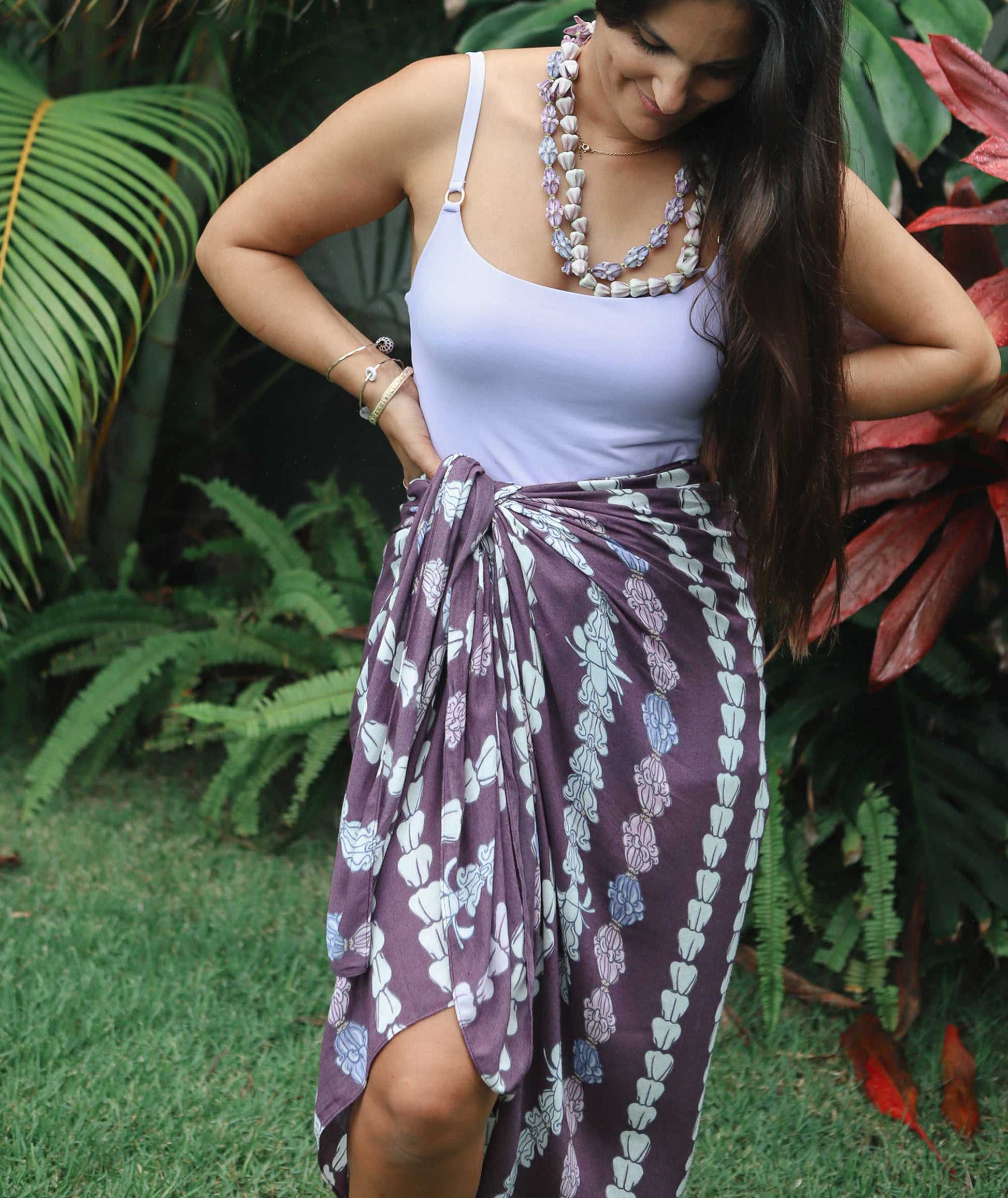 CROWN FLOWER Pareo Sarong - 67 x 43 in