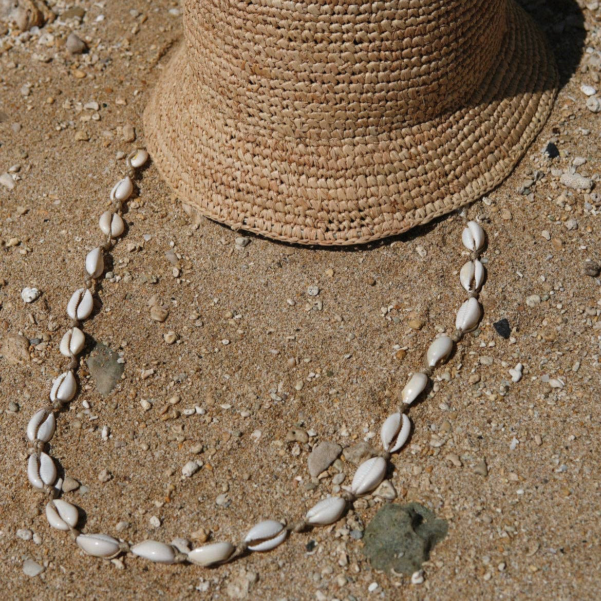 COWRIE SHELL Chin Strap