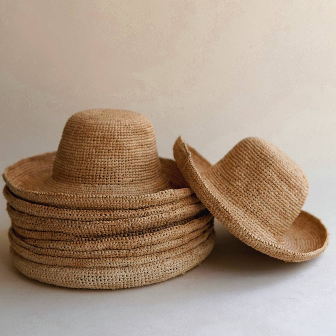 MAUI CRUISER Packable Rafia Hat