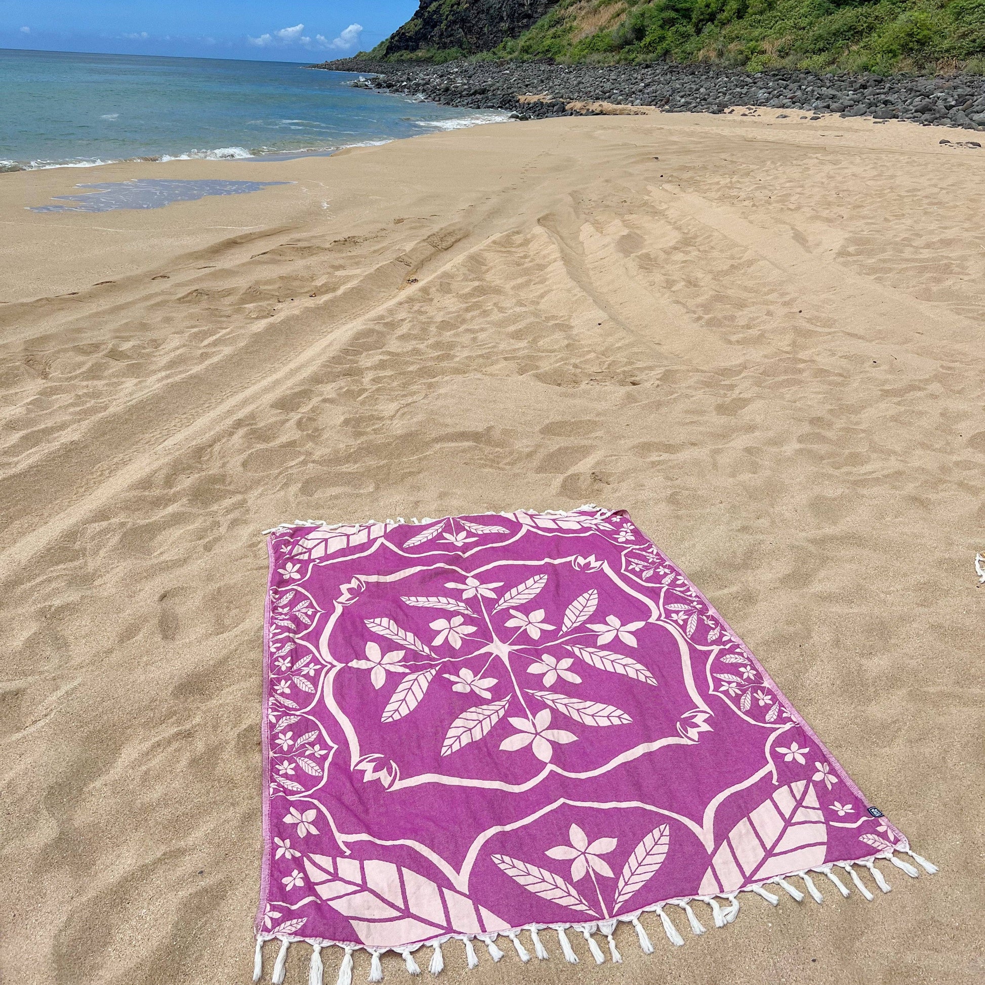 FRANGIPANI Lux Beach Blanket for 2