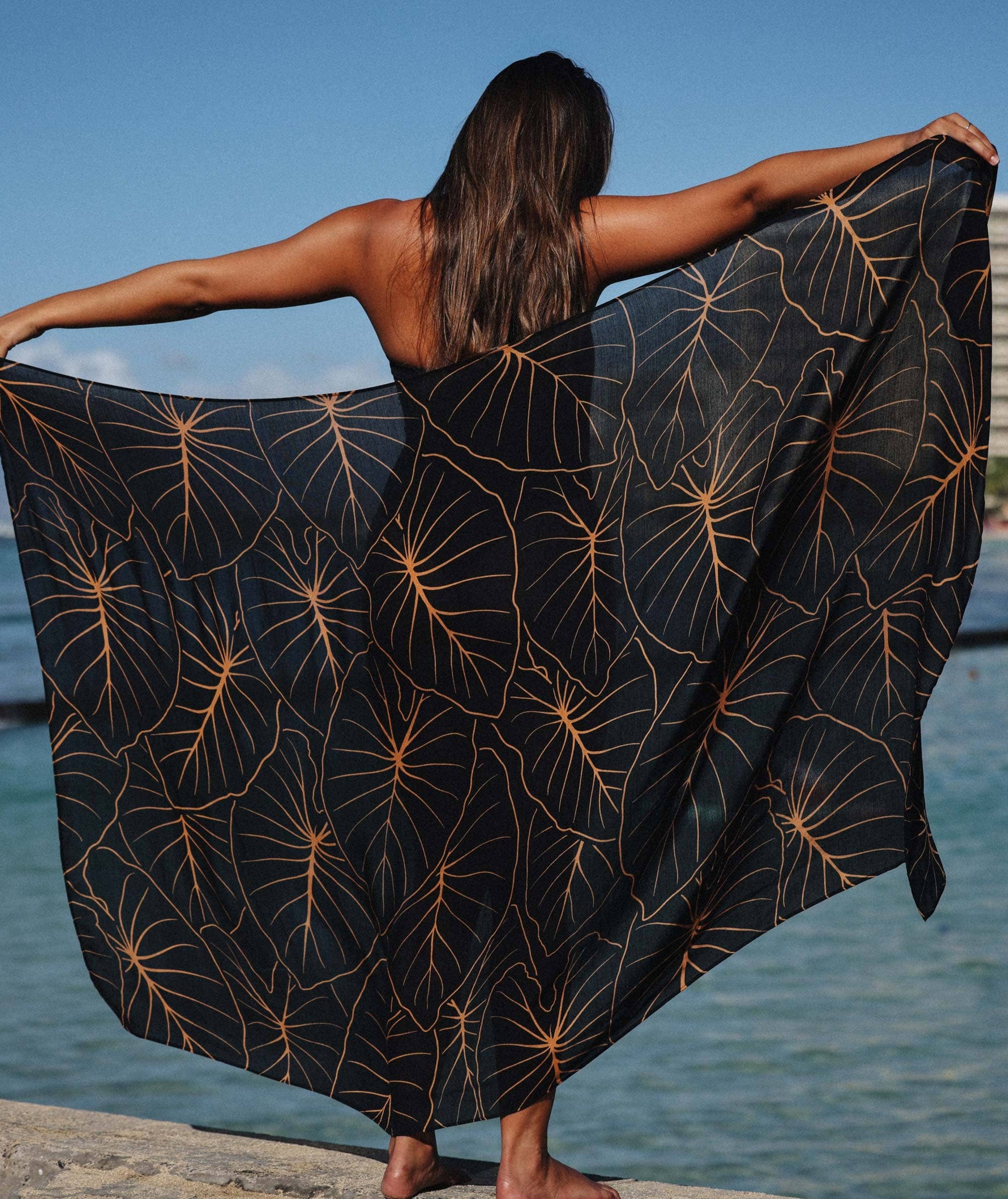 BLACK KALO Pareo Sarong - 74 x 46 in