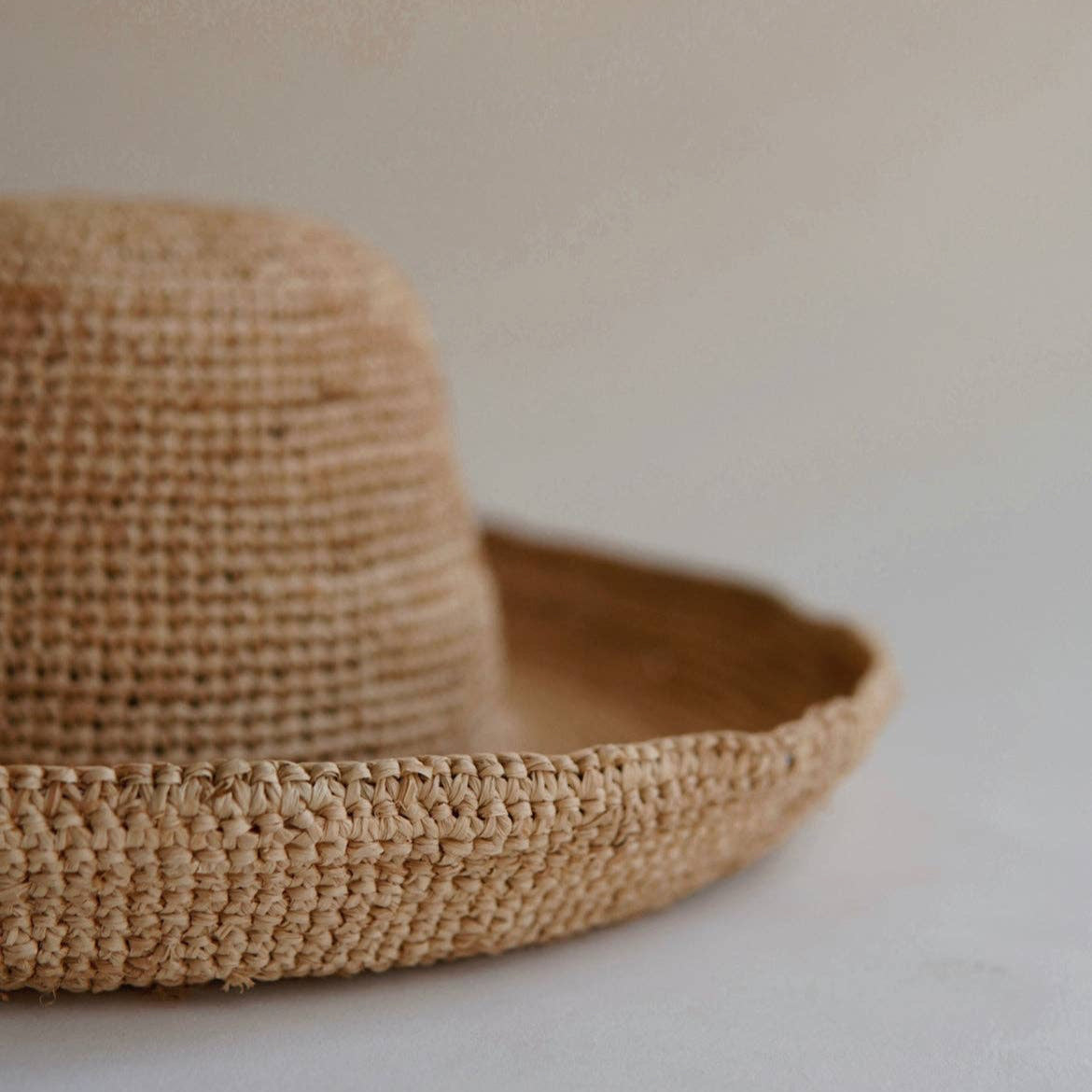 MAUI CRUISER Packable Rafia Hat